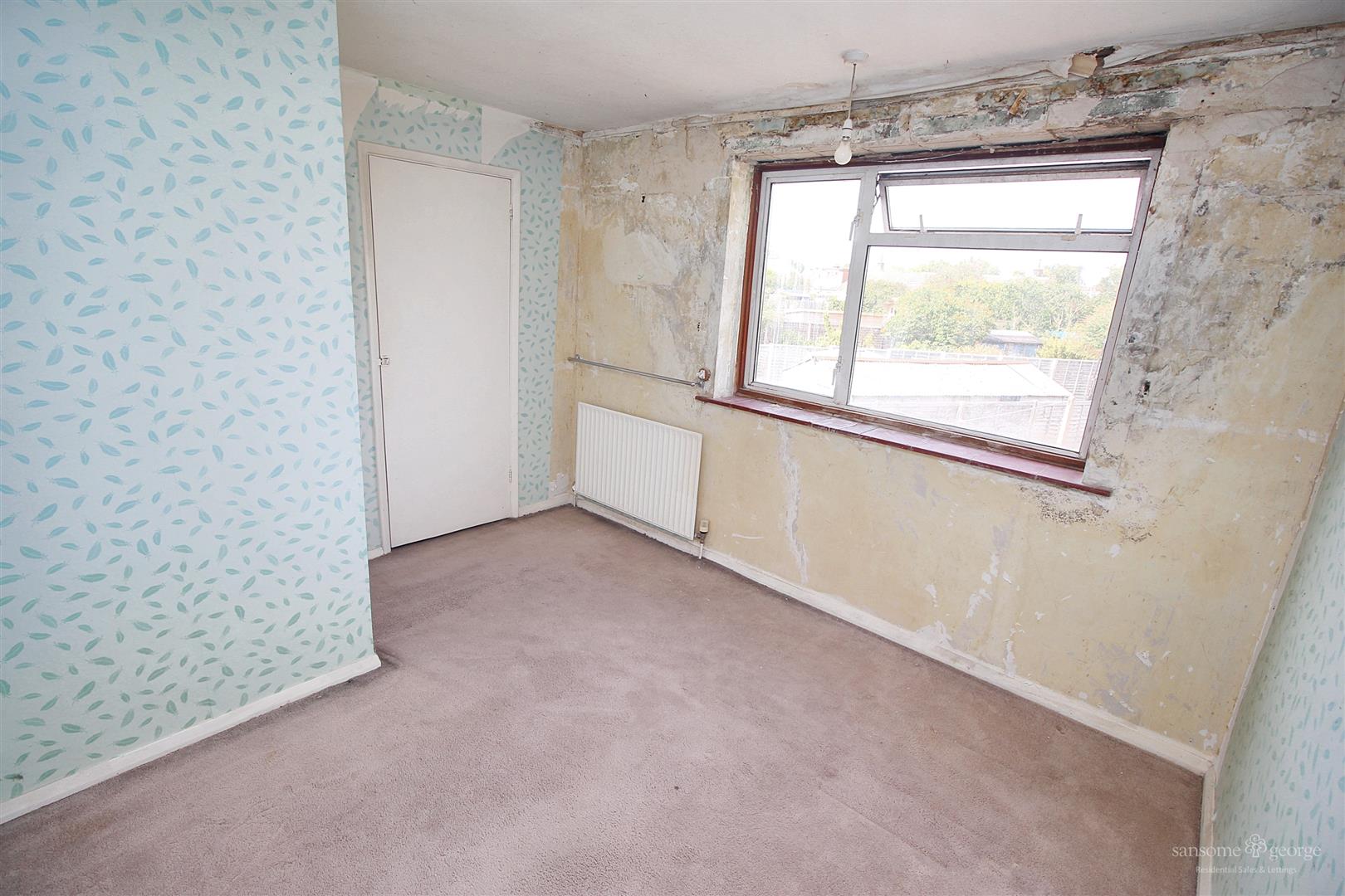 Dee Road, Tilehurst, Reading